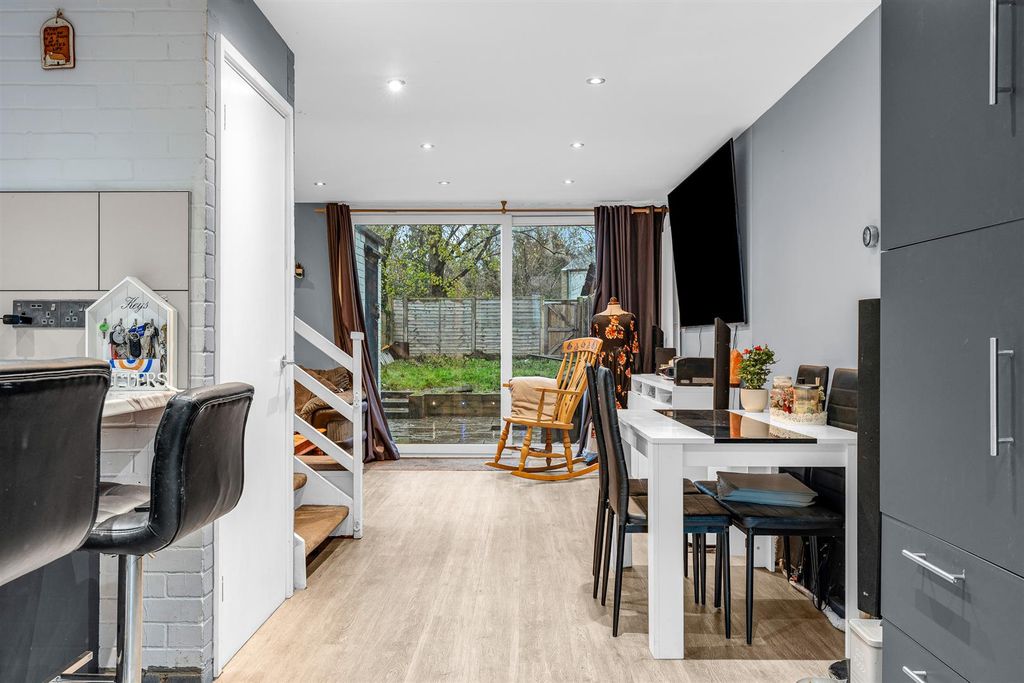 Property photo 3 of 15 Internal-2.Jpg