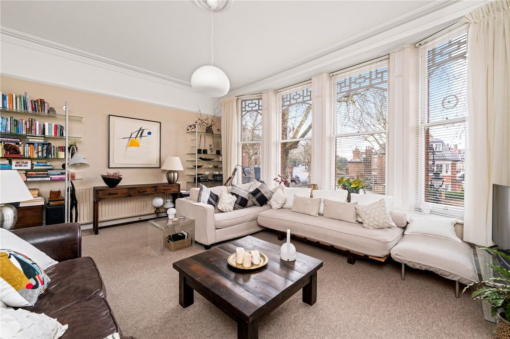 Property photo 2 of 16 Picture No. 07