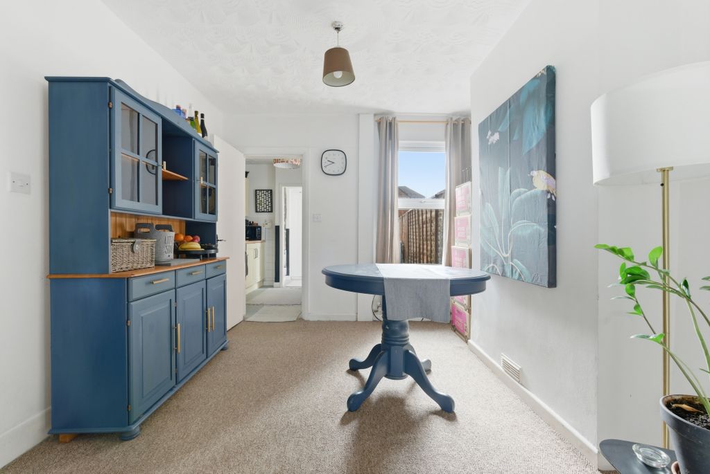 Property photo 3 of 9 Cbp03251