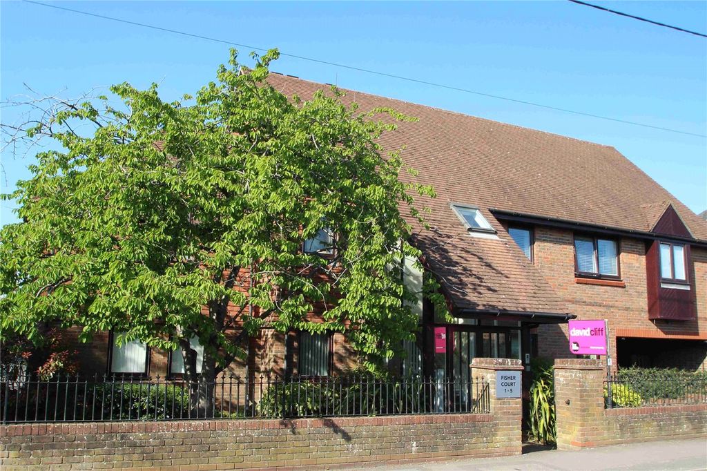 Property photo 1 of 9 Picture No. 27