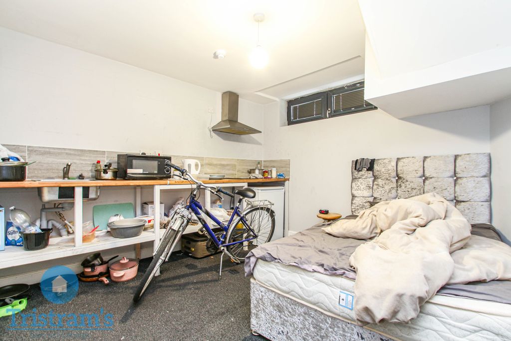 Property photo 3 of 6 Img_3519