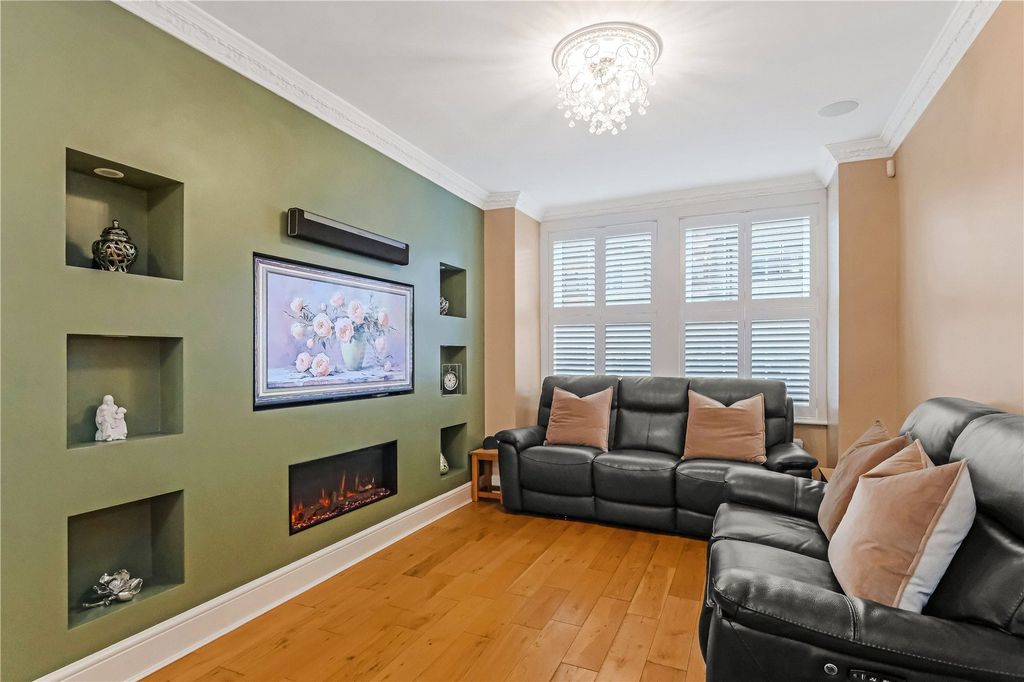 Property photo 2 of 27 Reception/Diner