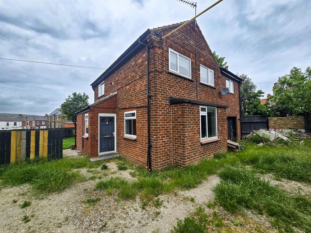 Property photo 1 of 14