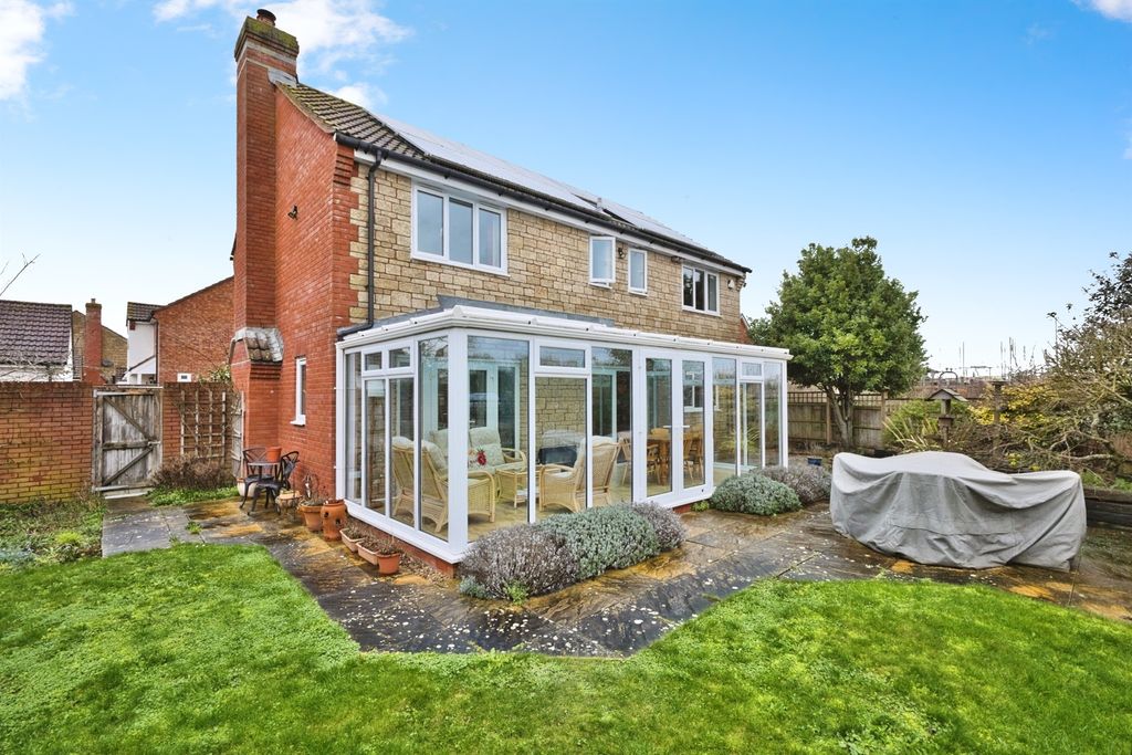 Property photo 1 of 25