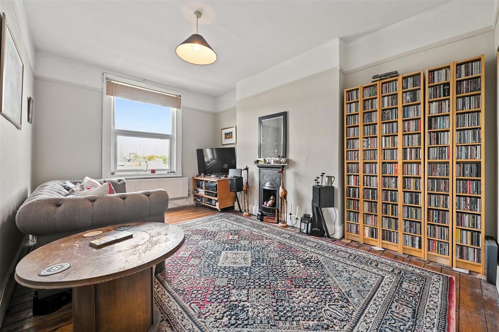 Property photo 1 of 7 Ar - Burlington Mews1.Jpg