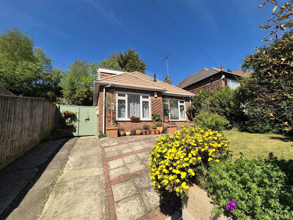 Property photo 1 of 19 Alderfr1.Jpg