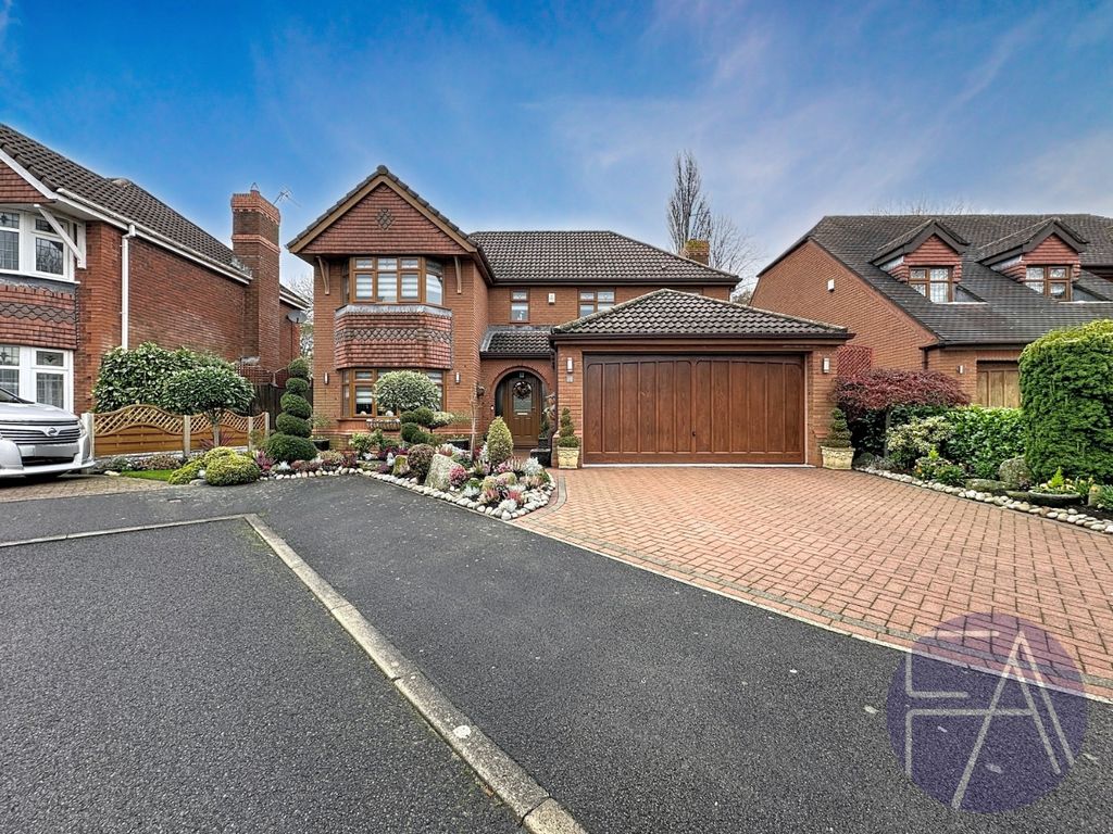 Property photo 1 of 62 4621463