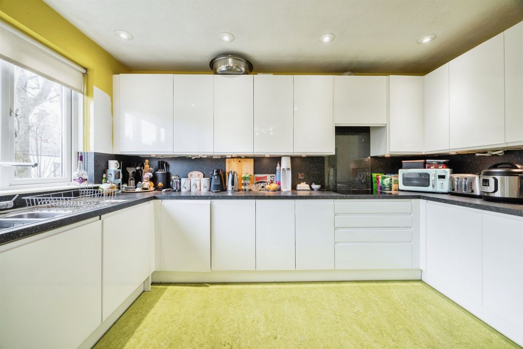 Additional image 4 of 4 bed detached house for saleMain Street, Thornhill, Stirling FK8