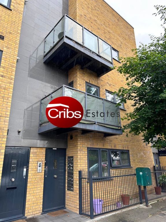 Property photo 1 of 13 One Bedroom Flat Available To Rent In Wimbledon Sw19