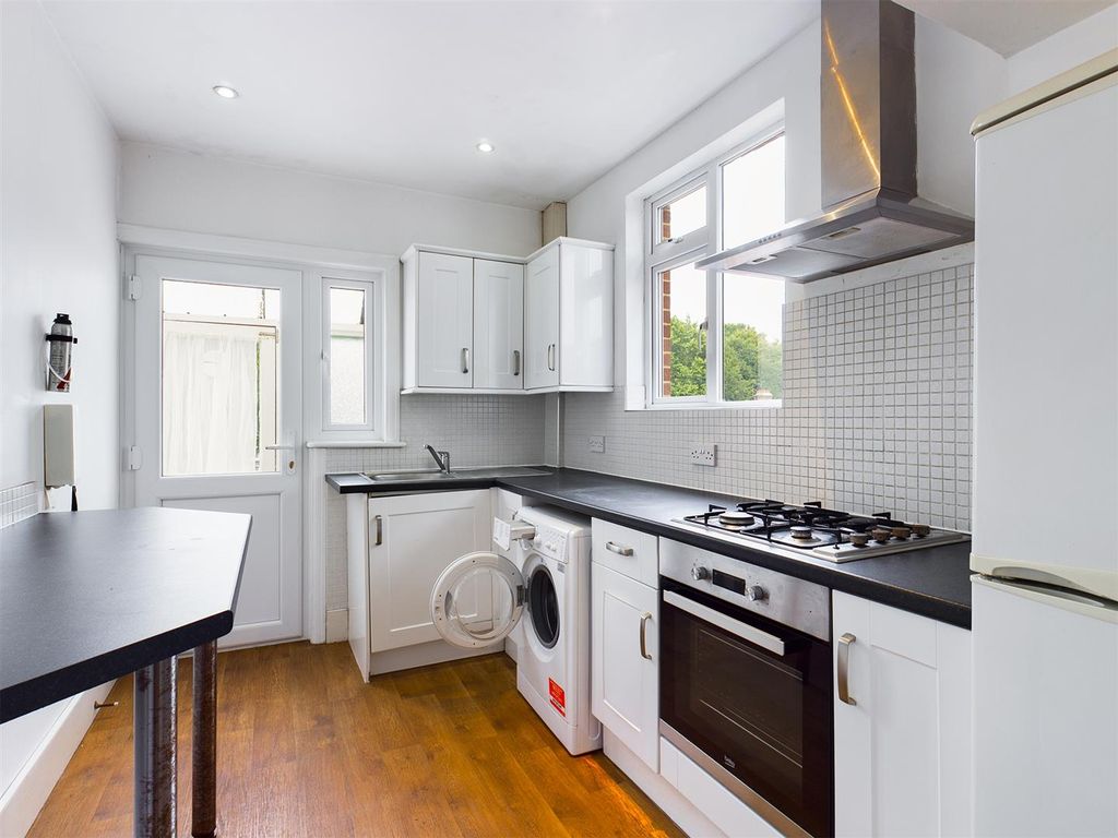 Property photo 2 of 13 Cam00771P1-Pr0157-Still05.Jpg