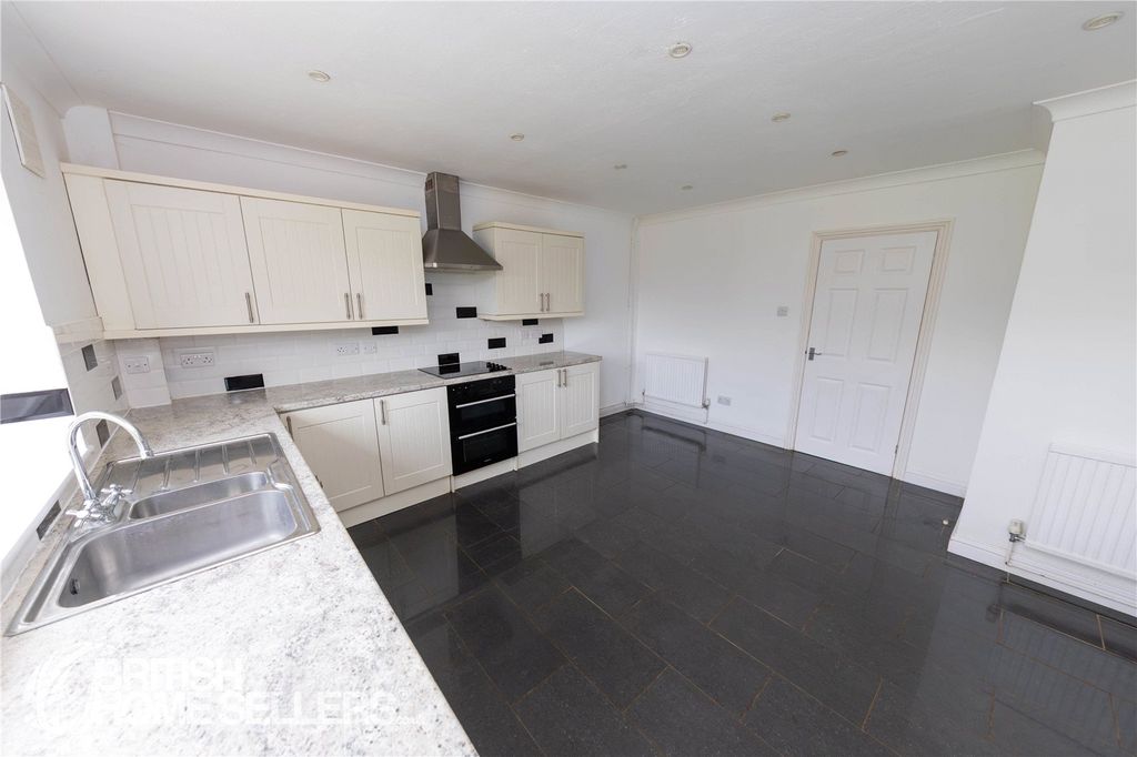 Property photo 3 of 21 Picture No. 73