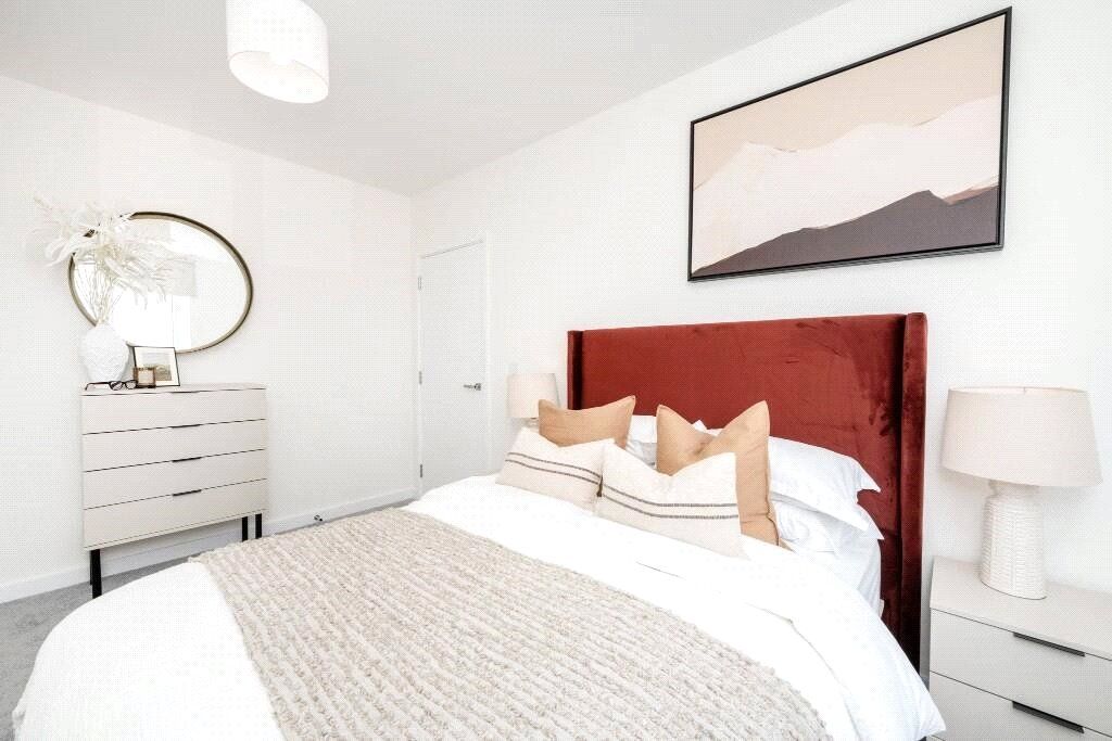 Property photo 3 of 20 Bedroom