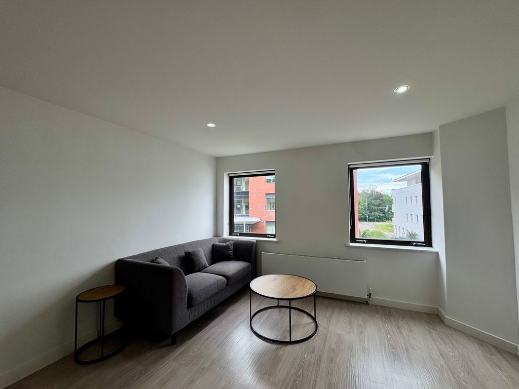 Property photo 1 of 7 Tempimageisbia7
