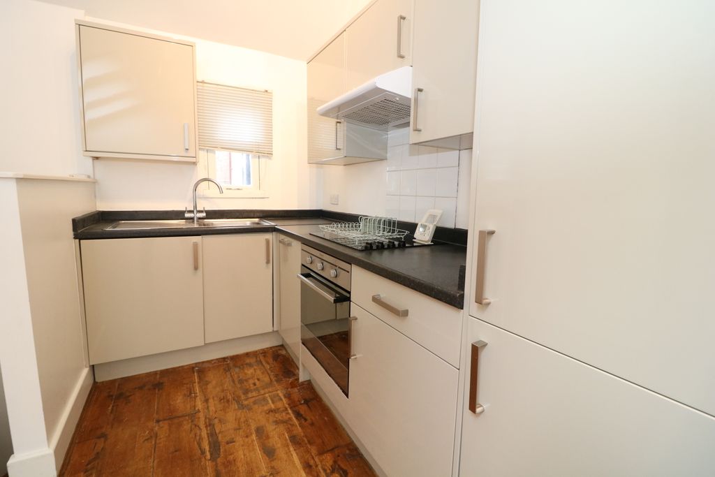 Property photo 3 of 8 Img_7398