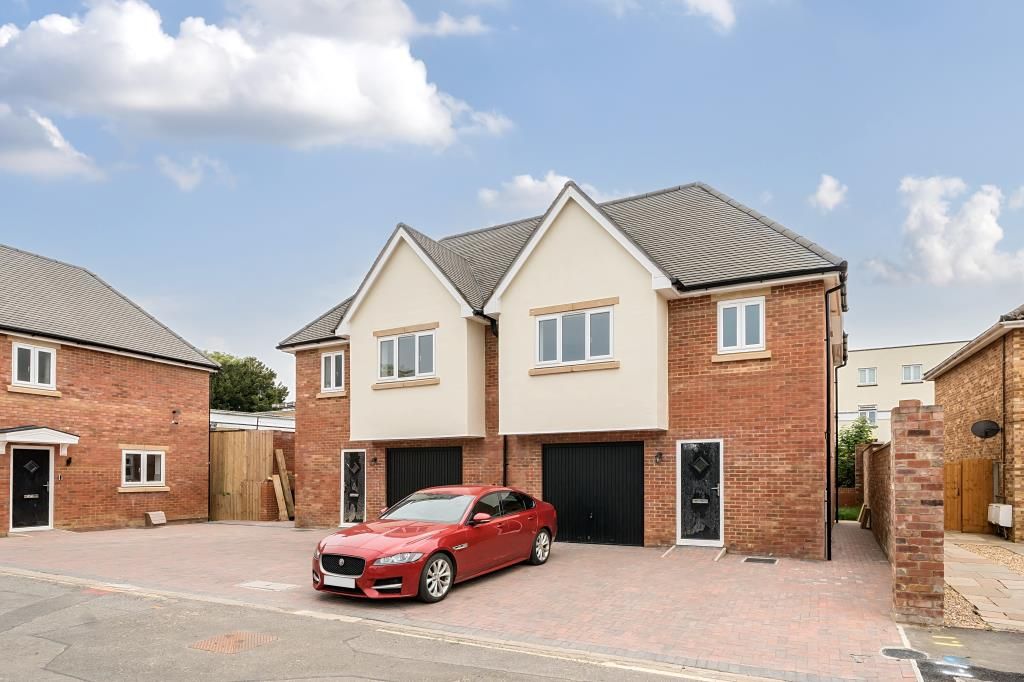 Property photo 1 of 12 External View
