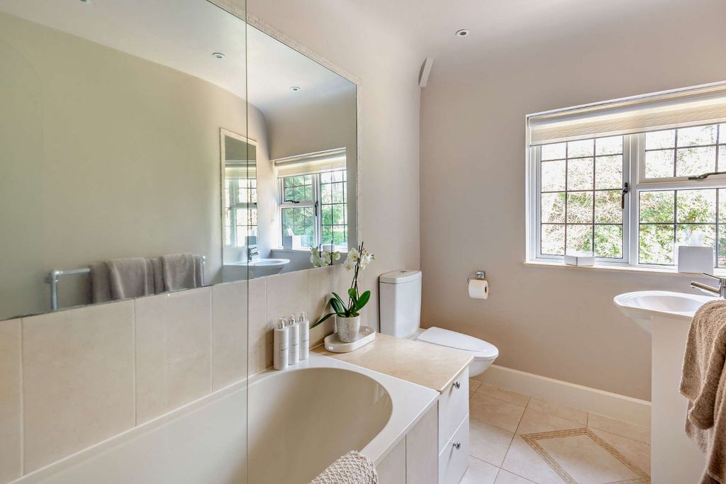 Additional image 14 of 5 bed detached house for salePetworth Road, Wormley, Godalming, Surrey GU8