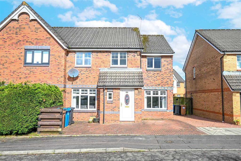 Property photo 2 of 26