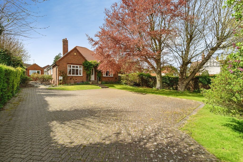 Property photo 1 of 16 Pbox-Img.Jpg