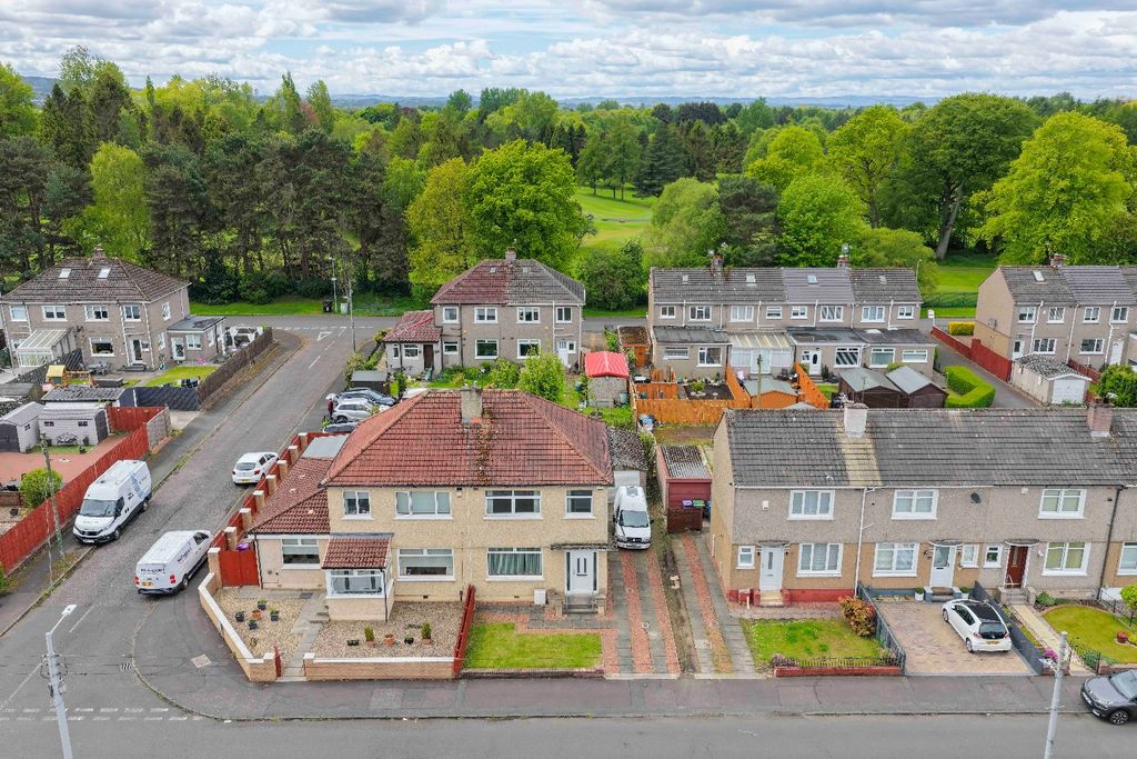 Property photo 1 of 18 5157551