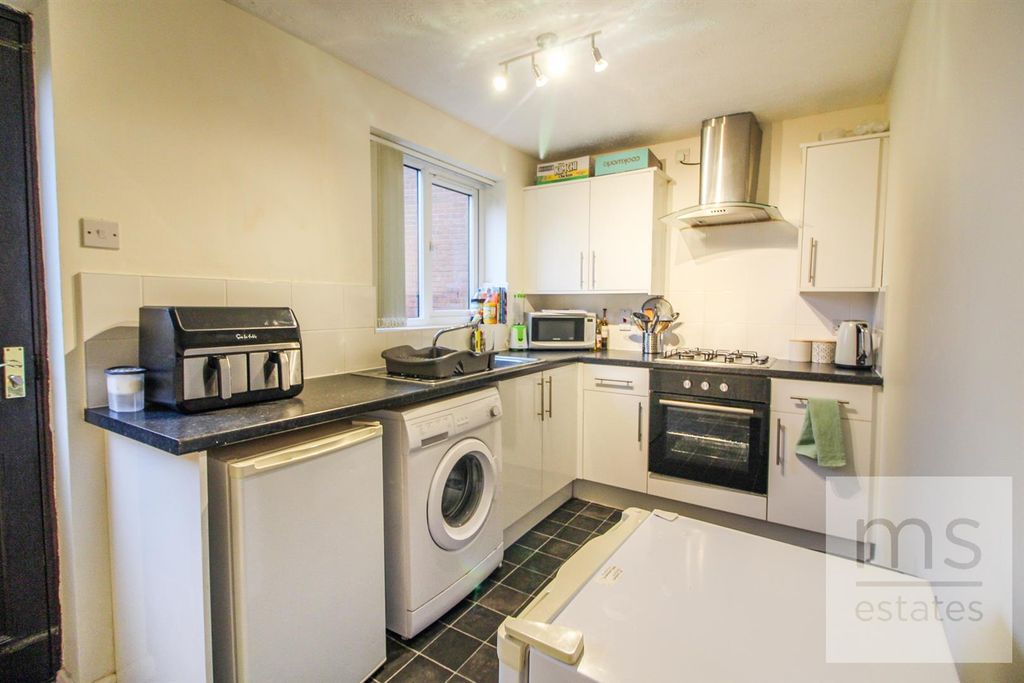 Property photo 1 of 8 Img_9572.Jpg