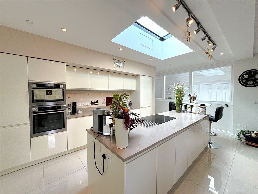 Property photo 1 of 15 Picture No. 03