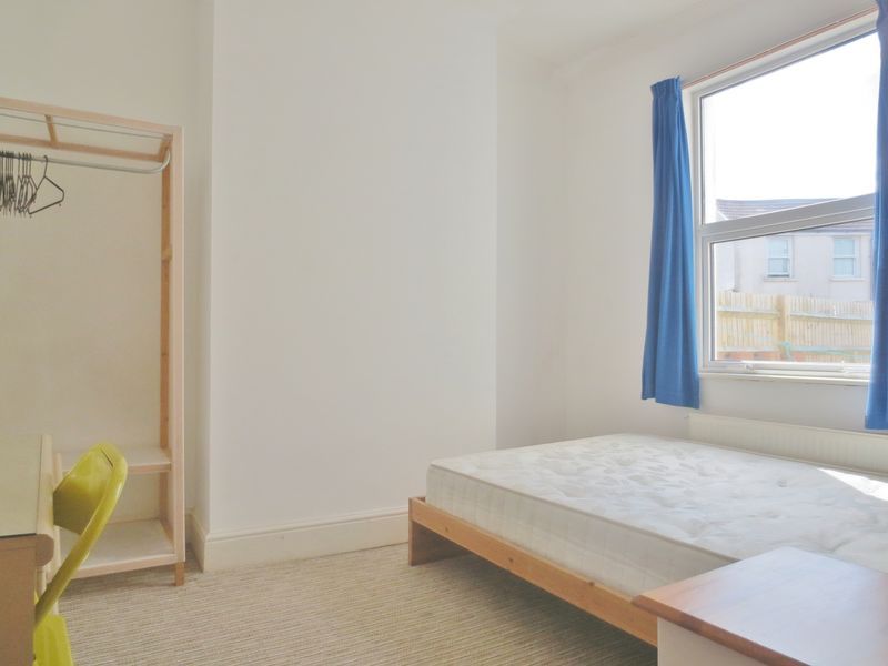 Property photo 2 of 9 Photo 10