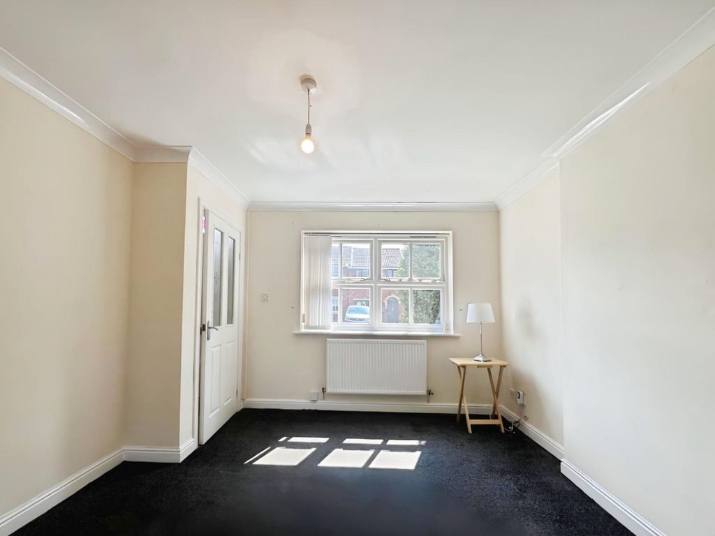Property photo 2 of 9 c1Bdde9c-Stde9160.Jpg