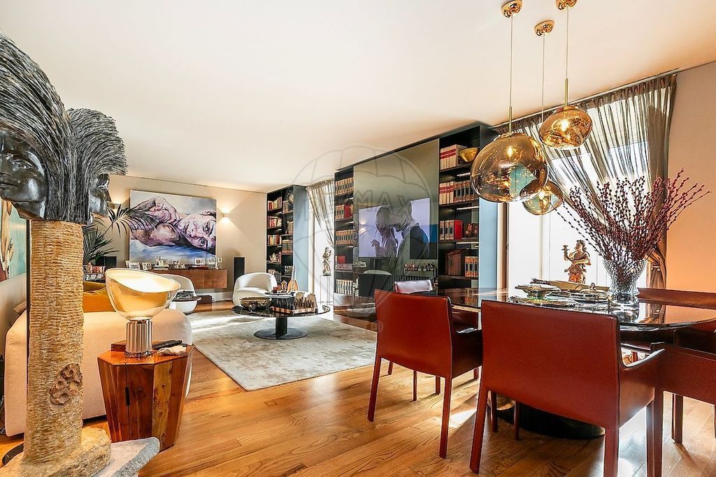 Property photo 3 of 39