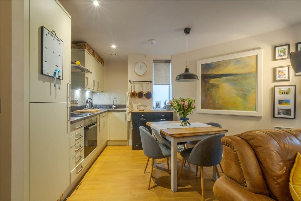 Property photo 2 of 15 Picture No. 02