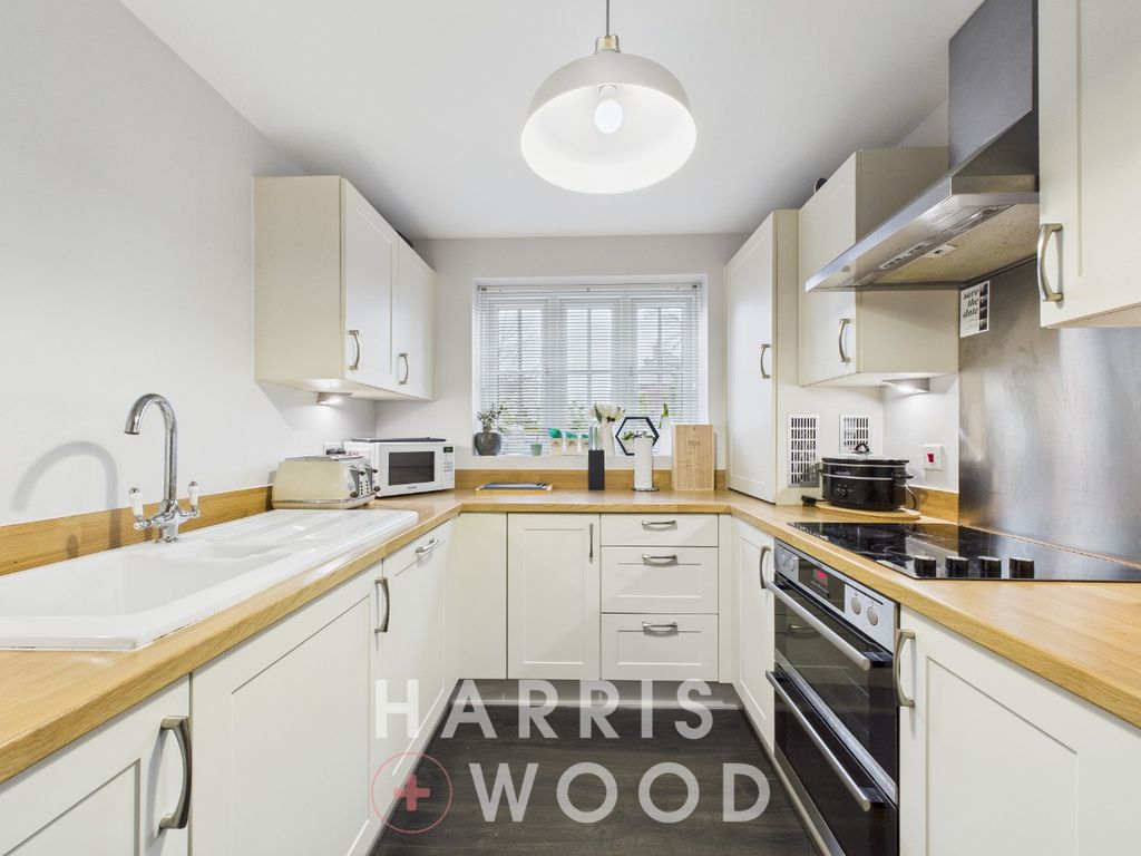 Property photo 3 of 29 4800963