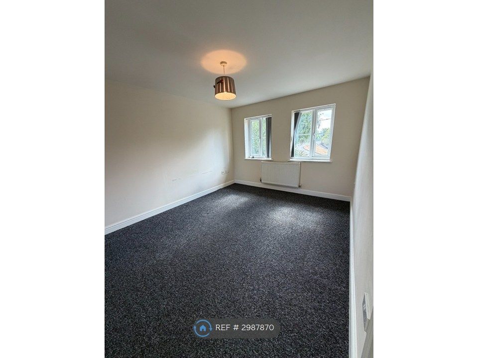 Property photo 2 of 5 Open Plan: Lounge Area