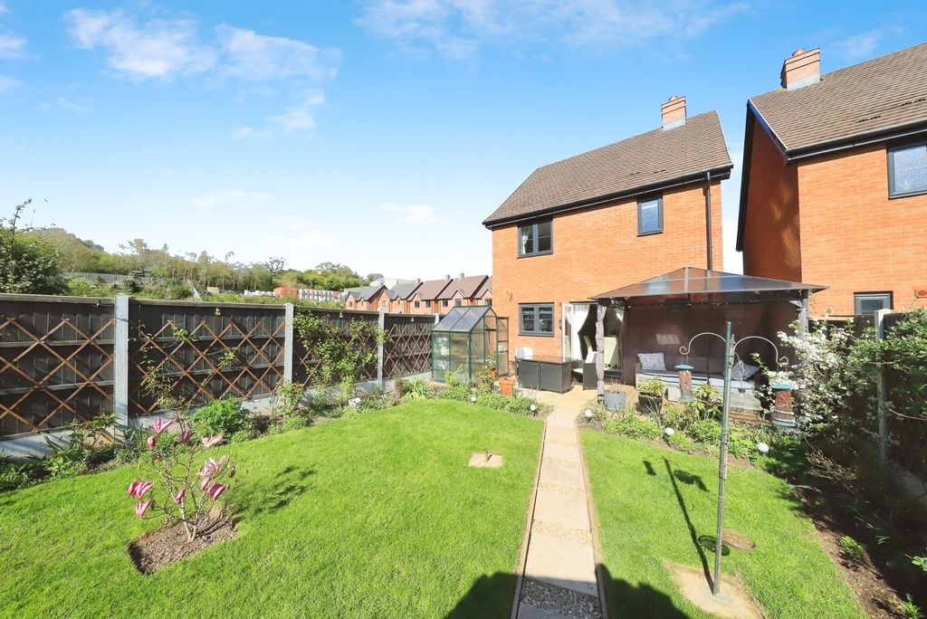 Property photo 2 of 19 Photo