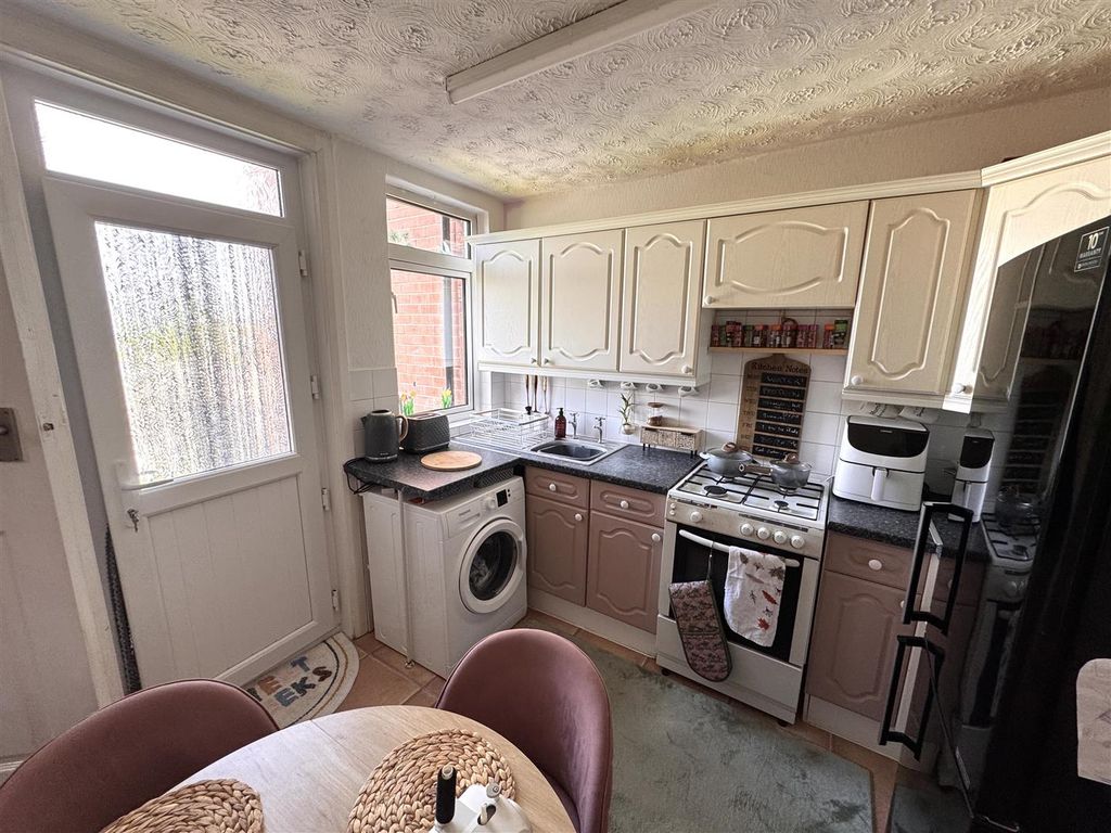 Property photo 3 of 21 Img_8933.Jpg