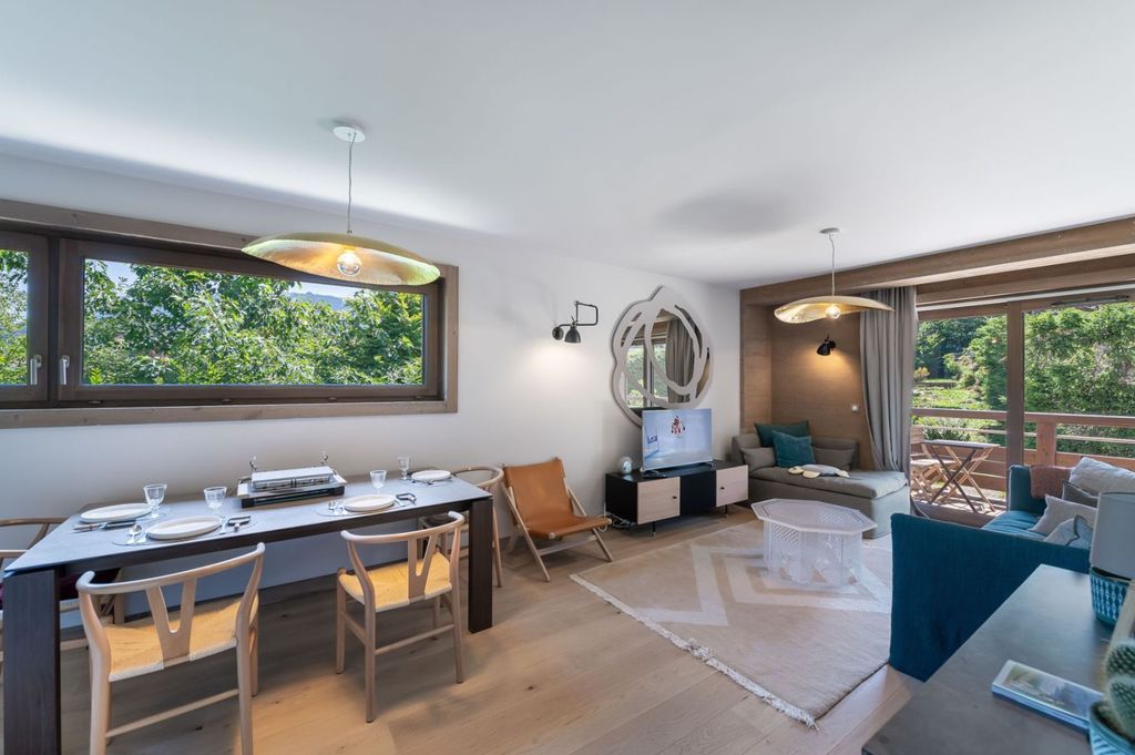 Property photo 1 of 9 Megeve Apartment For