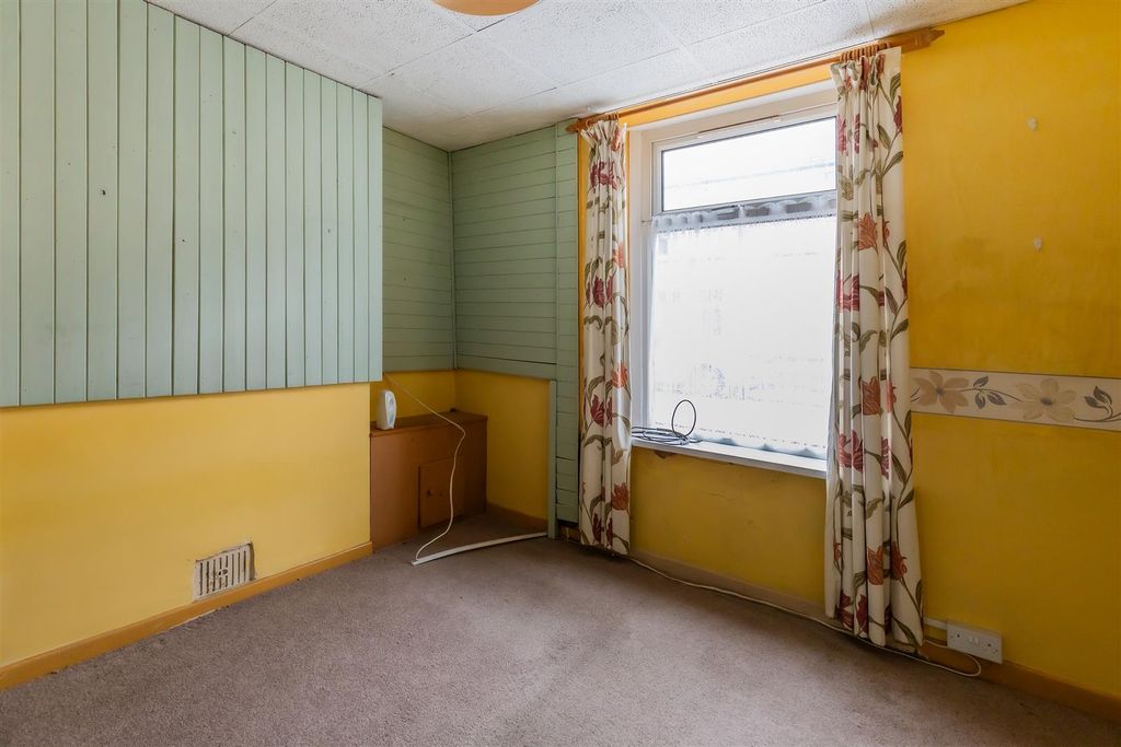 Property photo 2 of 14 22 (10 Of 15).Jpg