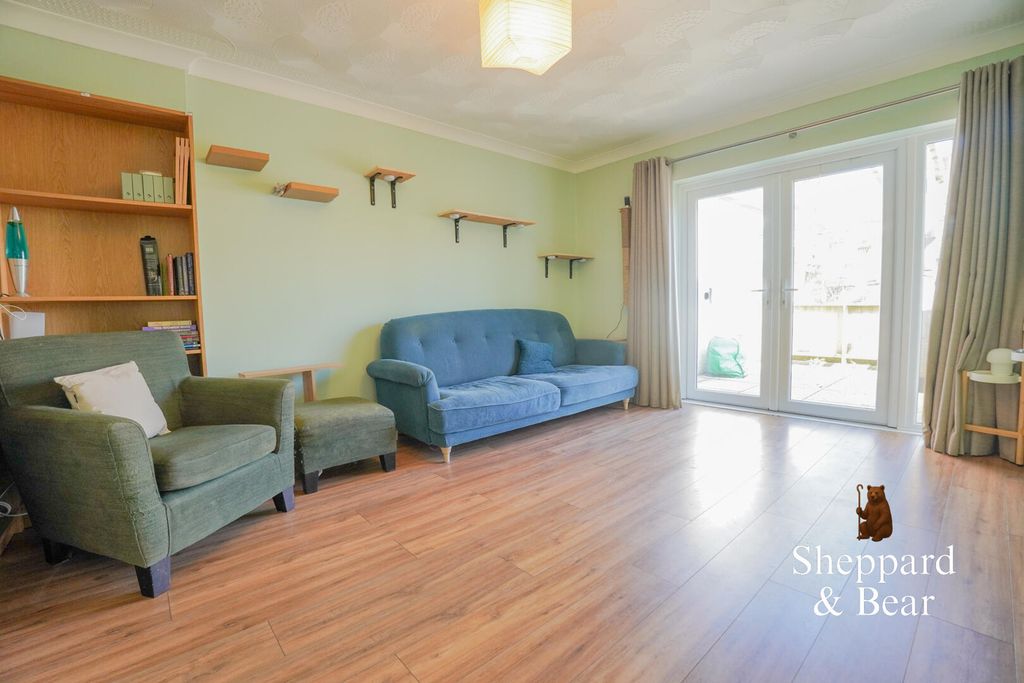 Property photo 3 of 15 Living Room