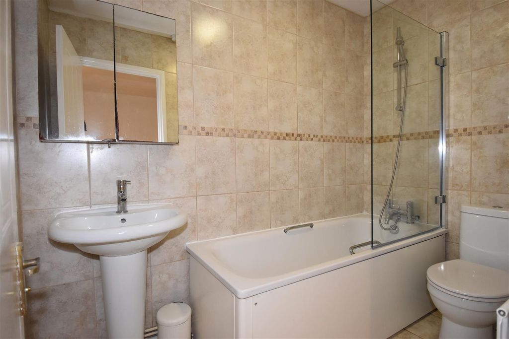 Property photo 1 of 14 Bathroom 1.Jpg