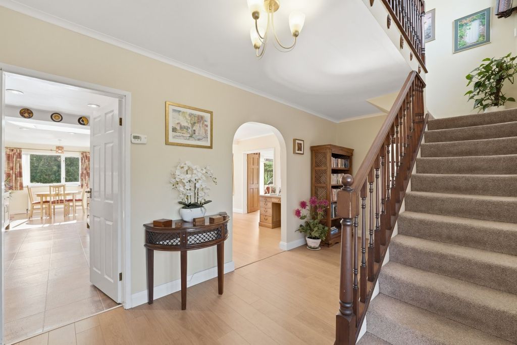 Property photo 3 of 21 Picture No. 14