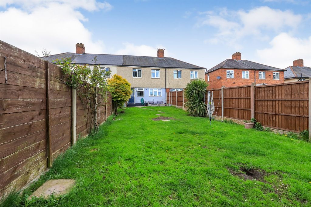 Property photo 2 of 17