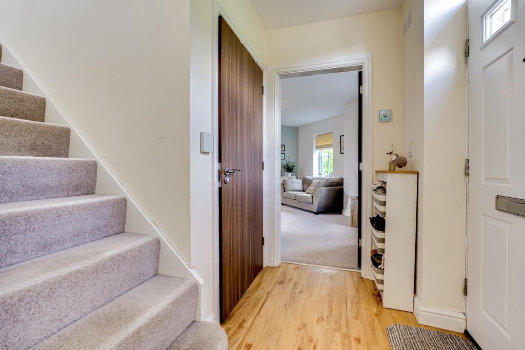 Property photo 2 of 31 14 Thompson Way, Rothwell-11.Jpg