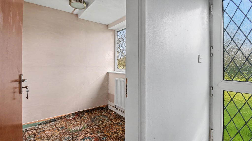 Property photo 3 of 22 Study