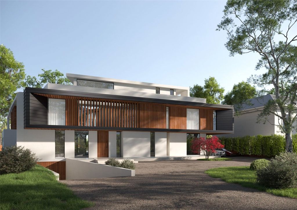 Property photo 1 of 11 House. Partnership