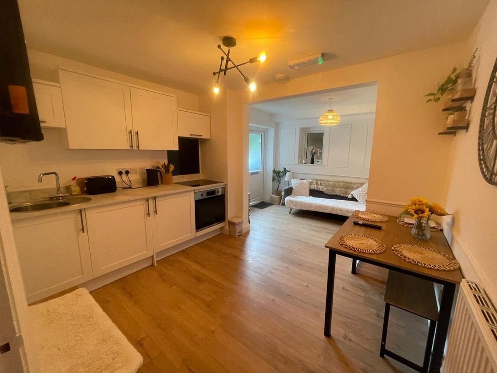 Property photo 1 of 6 Picture No. 02