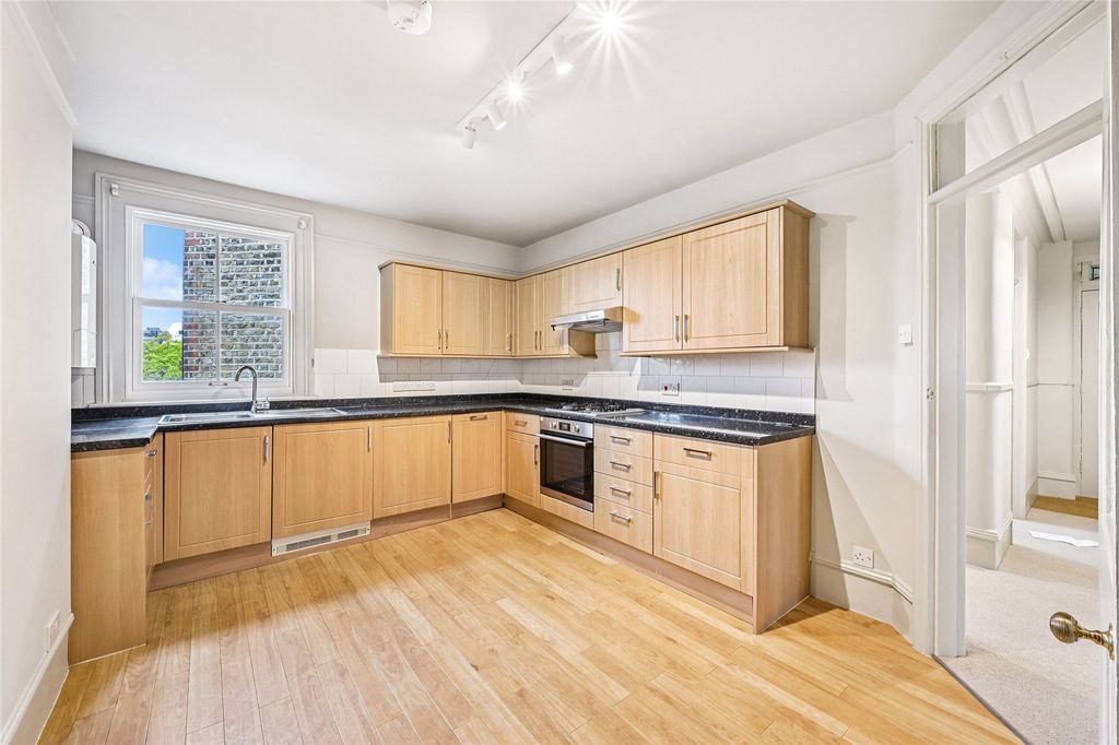 Property photo 3 of 14 Kitchen