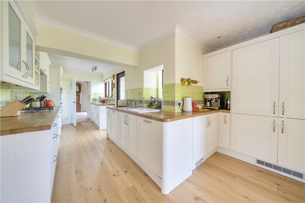 Property photo 3 of 18 Picture No. 14