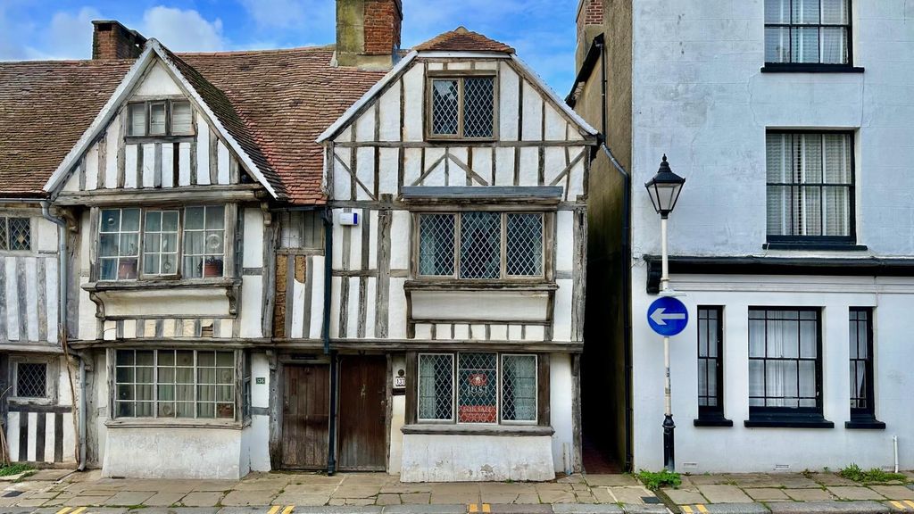 Property photo 1 of 35