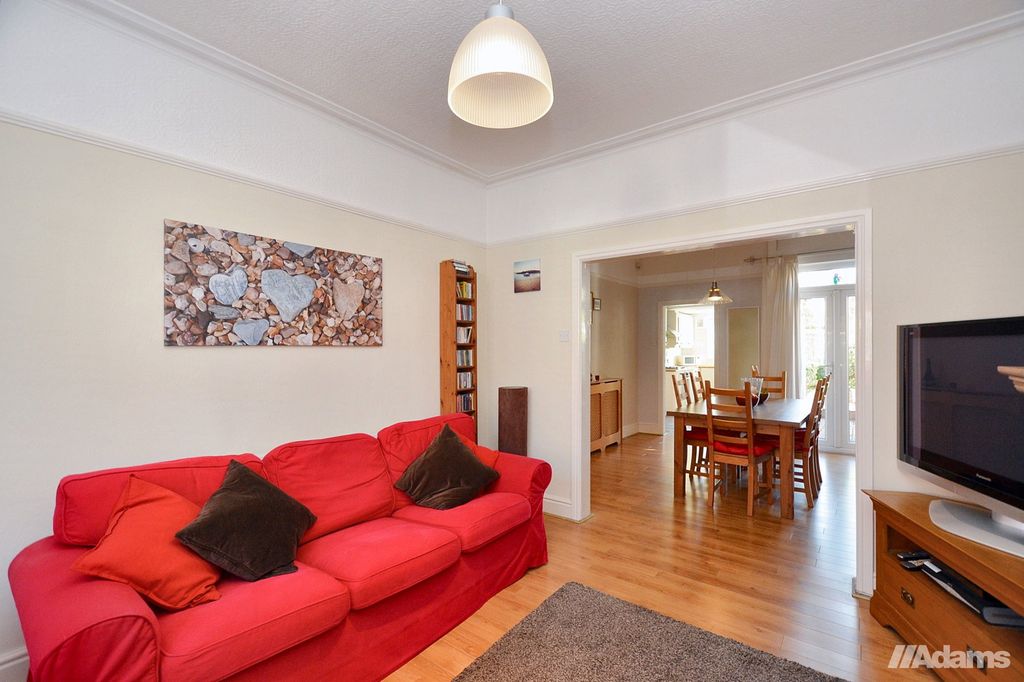 Property photo 2 of 30