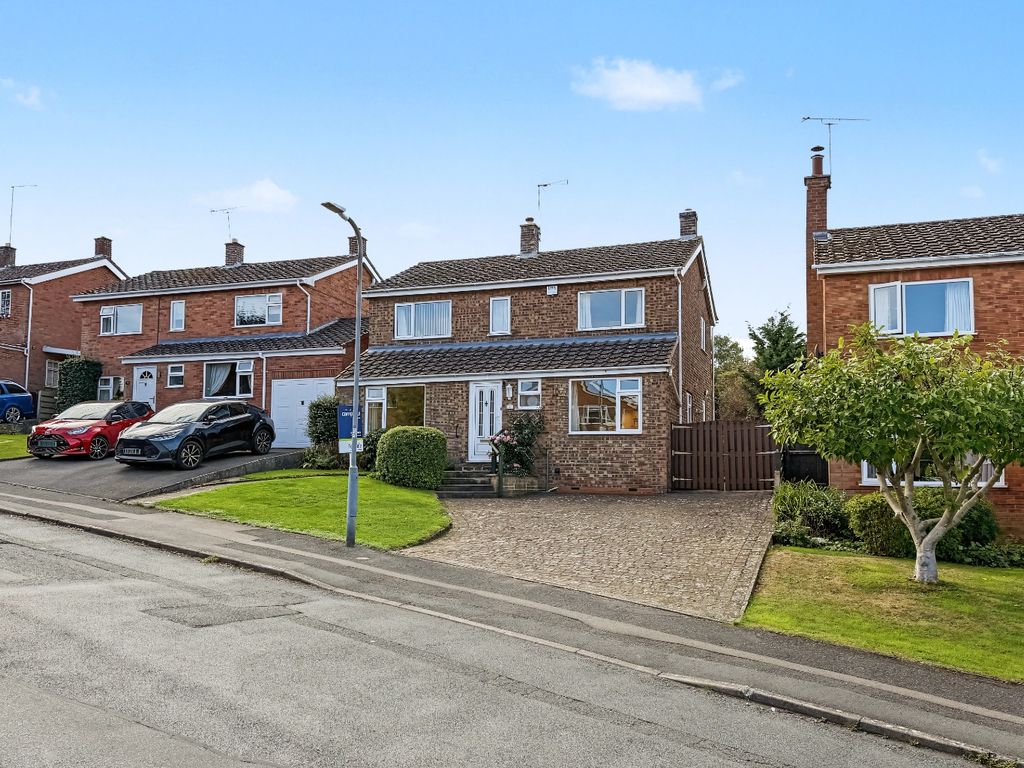 Property photo 1 of 34 5329421