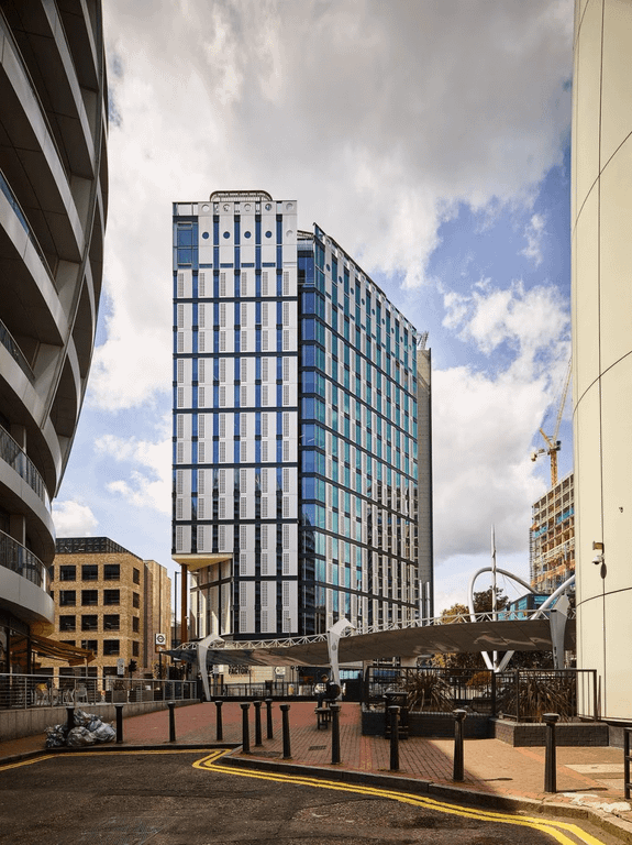 Property photo 1 of 8