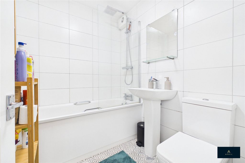 Property photo 3 of 16 Picture No. 03